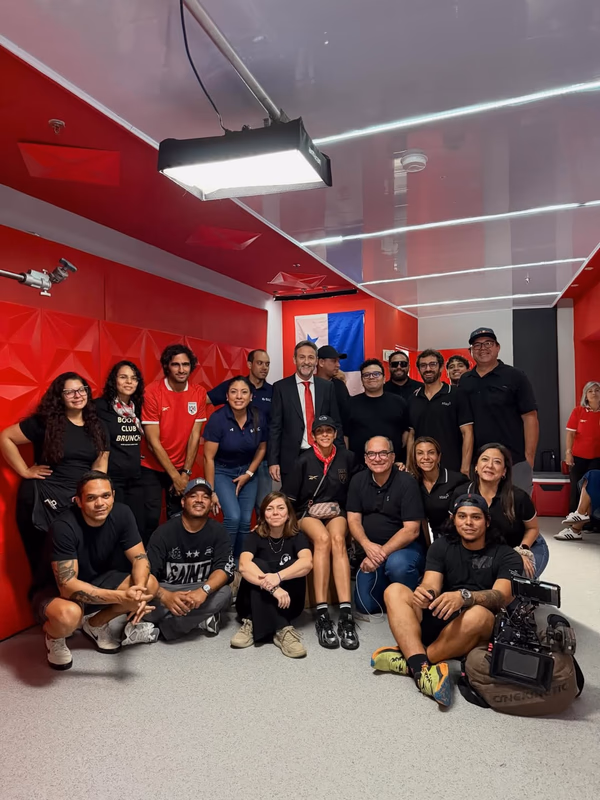 Campaña Publicitaria Mundial de Fútbol 2026 BTS 6
